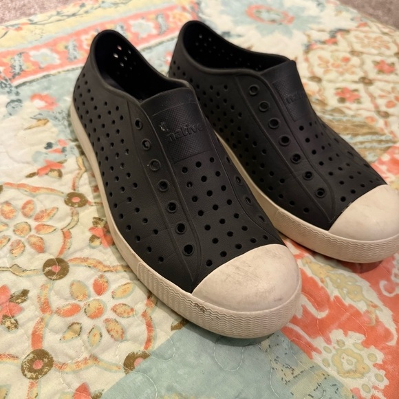 Native Shoes Black and White Water Shoes Slip-On - Picture 3 of 11